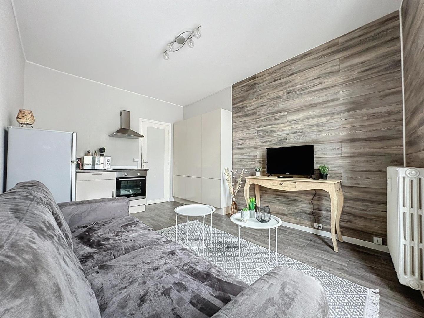 Studio Chantilly Gare Екстериор снимка